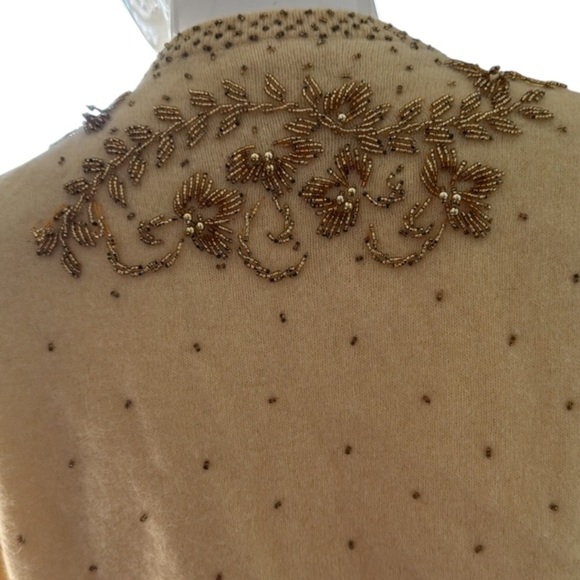 Vintage Butter Yellow & Gold Beaded Pearl Button Soft Cardigan Size XS/S - Picture 9 of 11